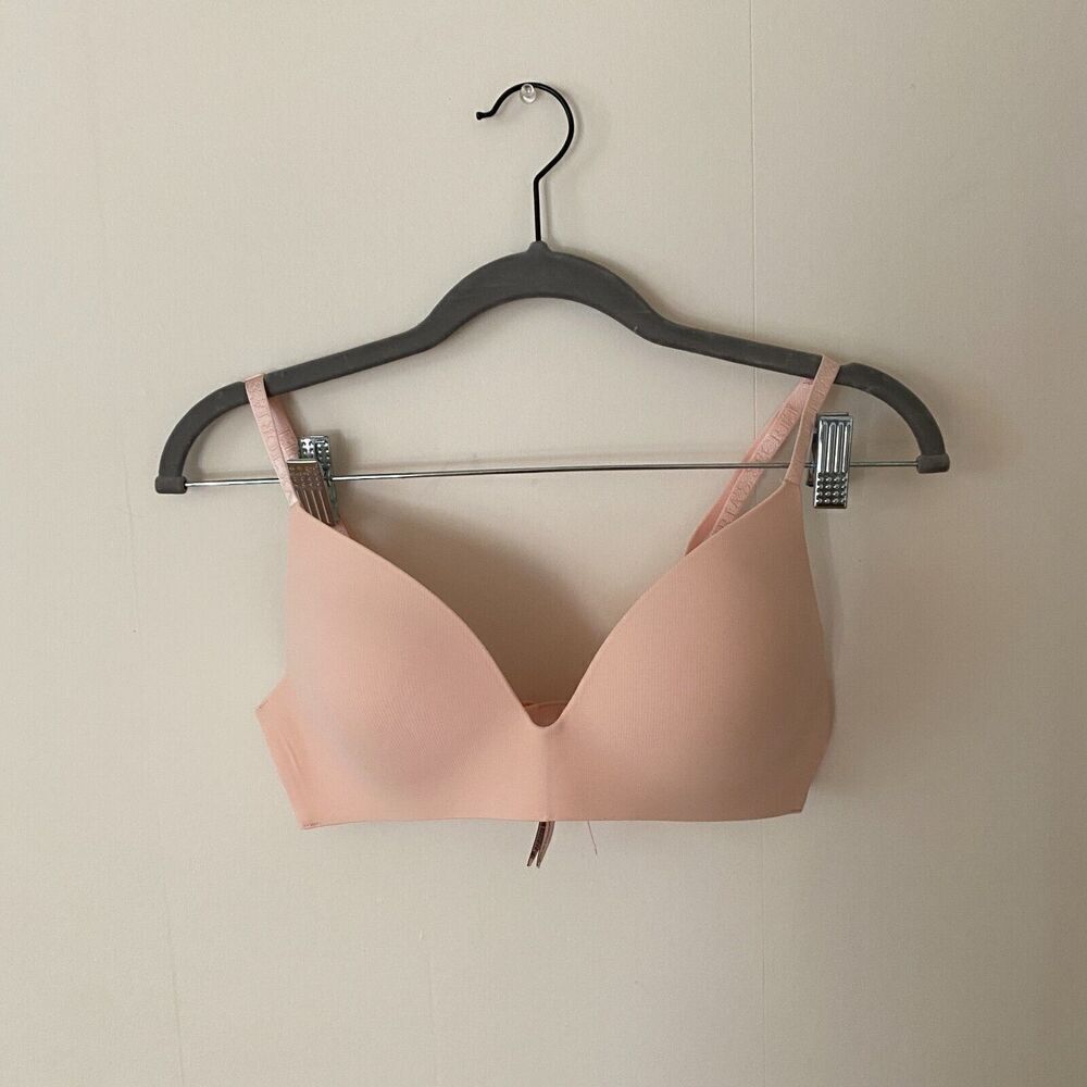 Victoria's Secret Bra Women’s 34C Light Pink Lined Wireless No Wire